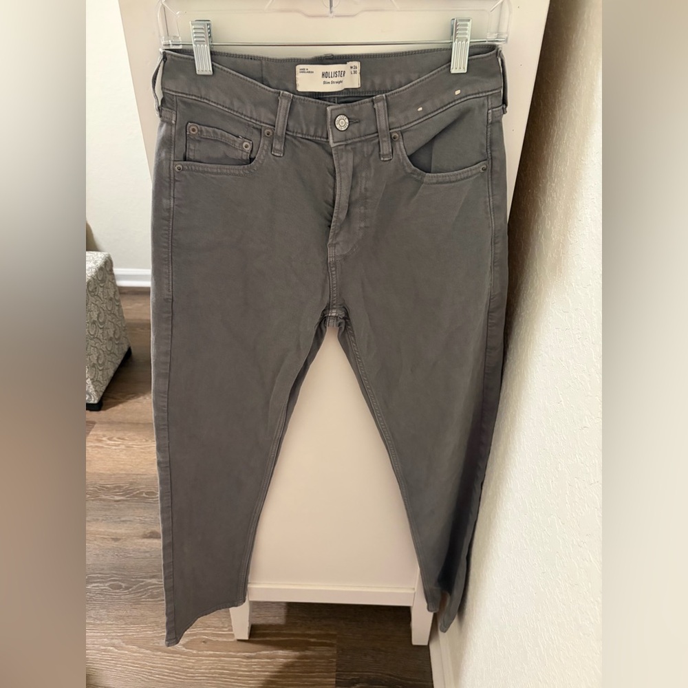 Hollister Women's Slim Straight Fit Gray Jeans